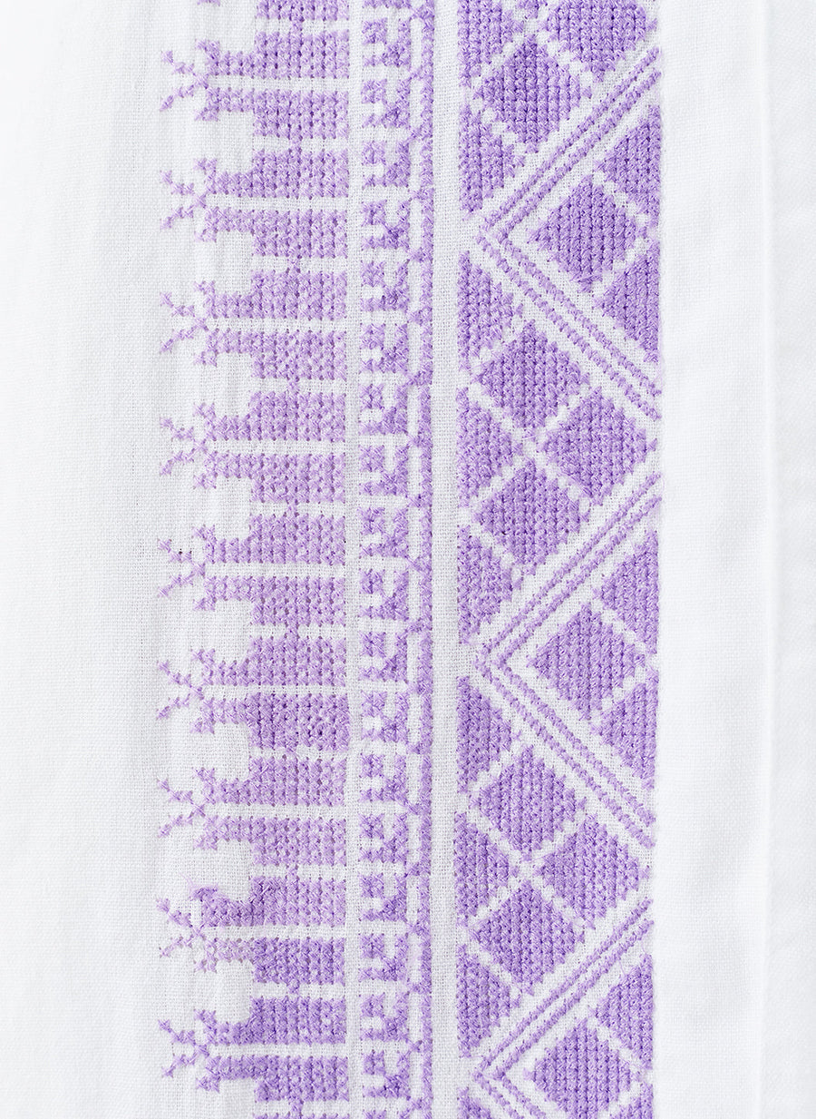 audrey-white-lavender-kaftan_closeup_2025
