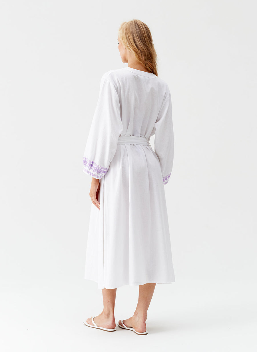 audrey-white-lavender-kaftan_model_2025_B