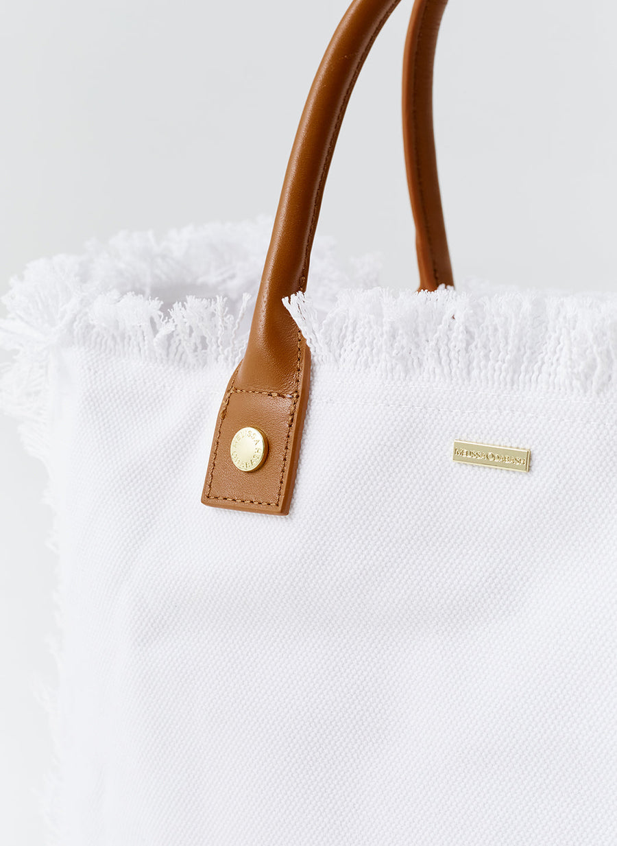 cap-ferrat-white-tote_cutouts_2025_2