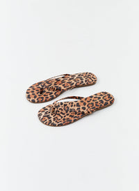 sandals-cheetah_cutouts_2025
