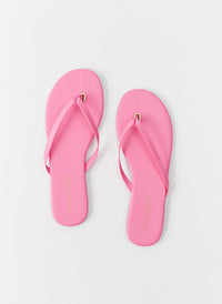 sandals-hot-pink_cutouts_2025_2