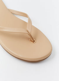 sandals-nude_cutouts_2025_3