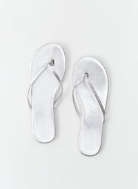 sandals-silver_cutouts_2025_2