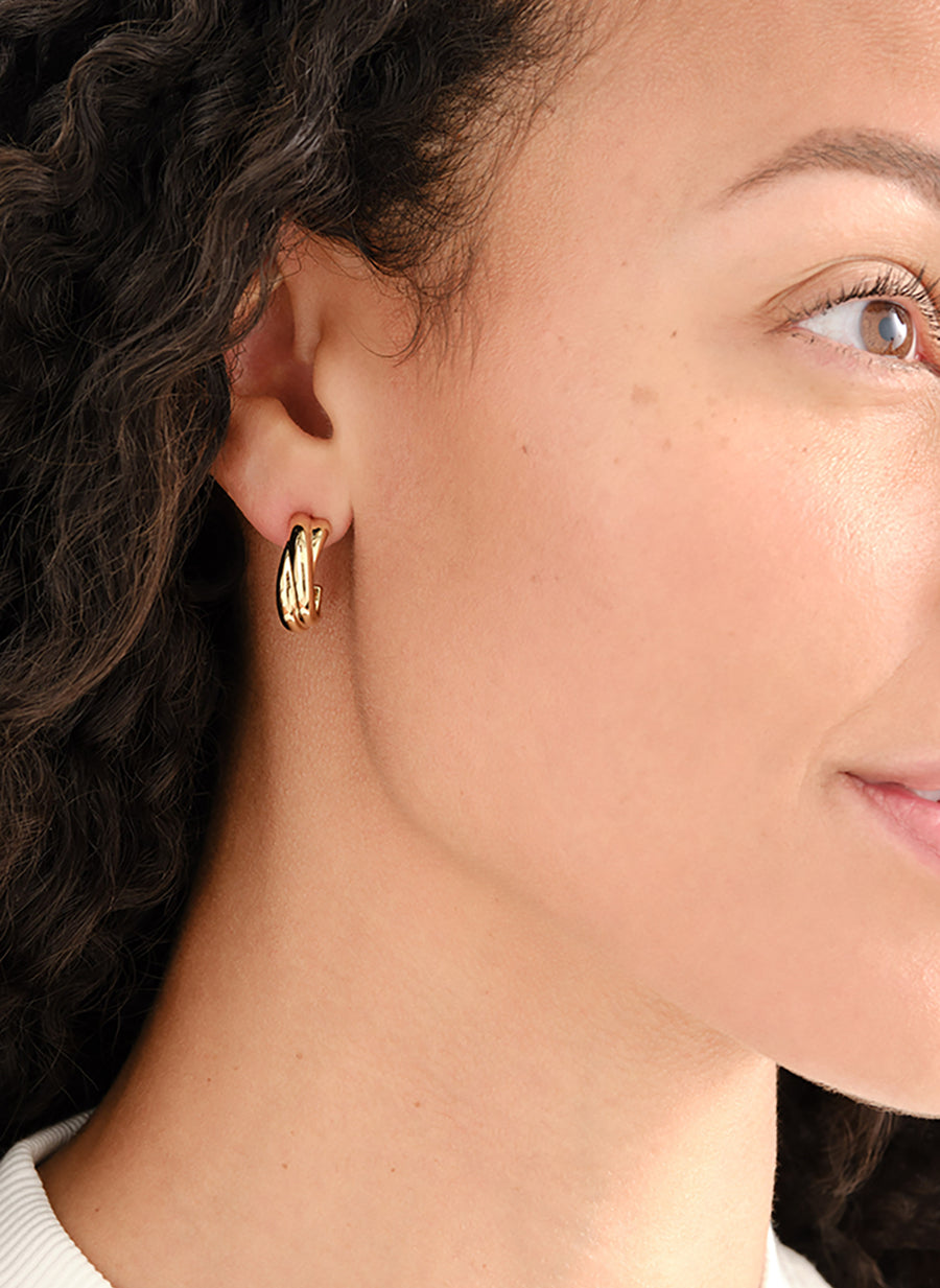 Gold small twist hoop earrings