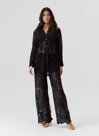 aliyah-black-shirt_model_2026_F 