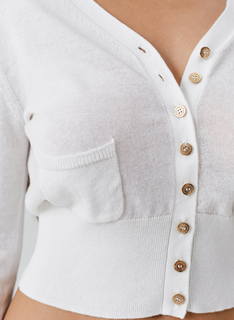 andrea-white-top_closeup 