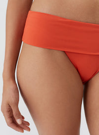 brussels-cinnamon-bikini-bottom_model_2027_closeup 