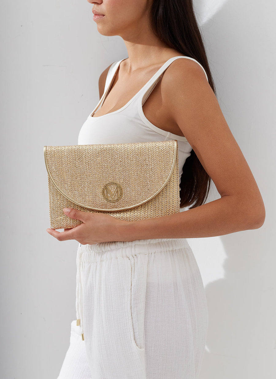 burano-gold-clutch_model 