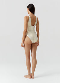 caribbean-gold-swimsuit_models_2026_B 