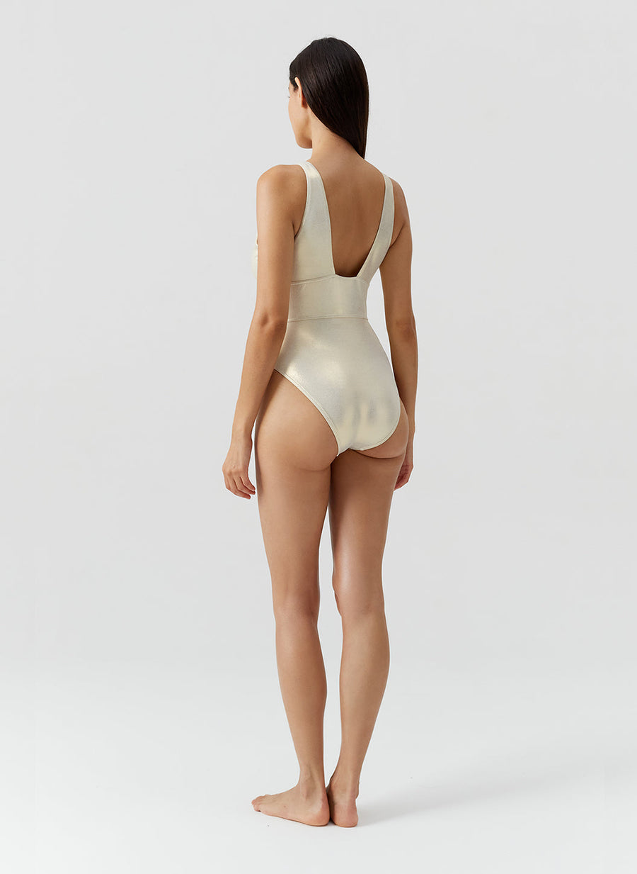 caribbean-gold-swimsuit_models_2026_B 