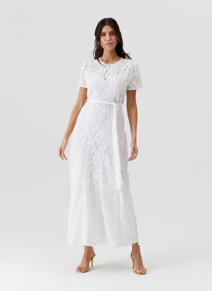 elara-white-dress_model_2026_F 