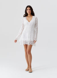 elizabeth-white-dress_model_2026_F2 