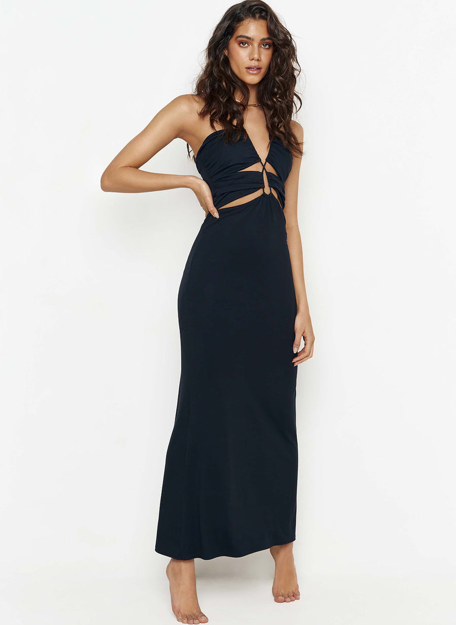 Giana Black Dress Model_Studio