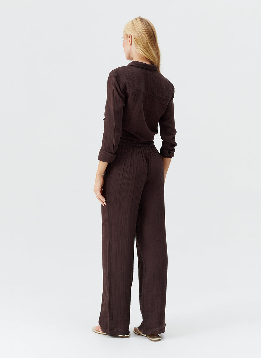 krissy-brown-trousers_model_2025_B 