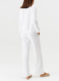 lauri-white-jacket_model_2024_B