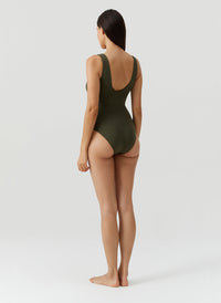 london-olive-swimsuit_models_2026_B 