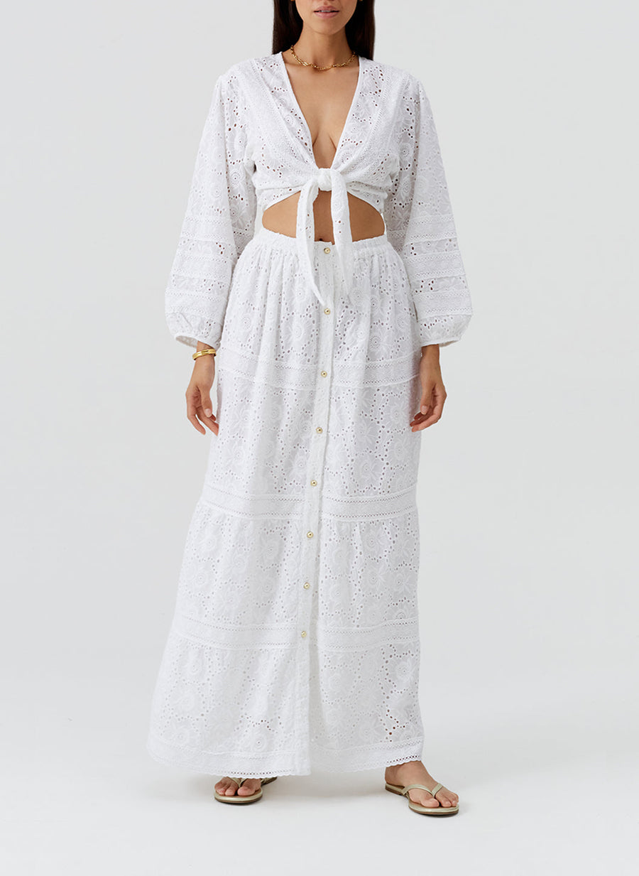 novie-white-skirt_model_2026_F 