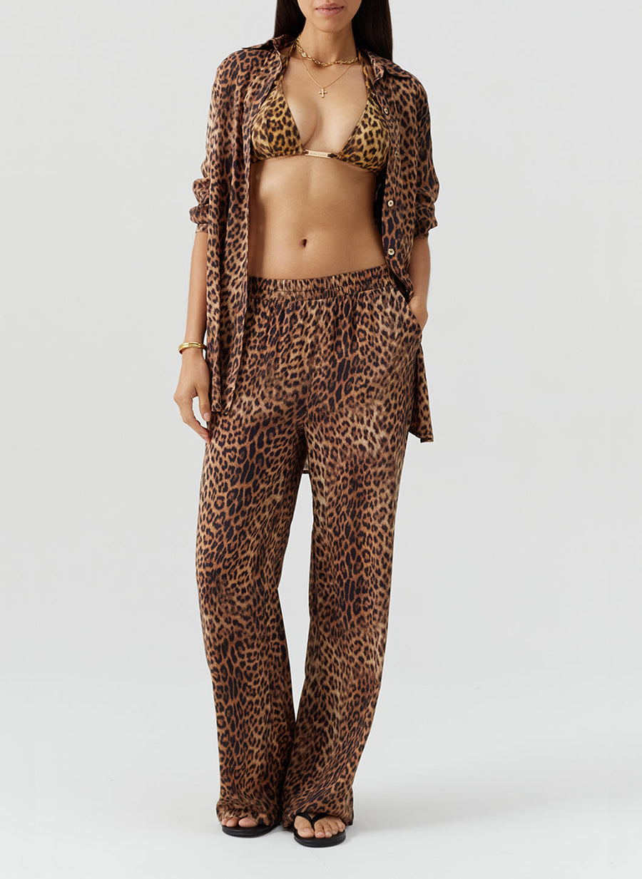 olivia-cheetah-trousers_models_2026_F2 