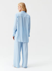 paige-lattice-shirt_model_2025_B 