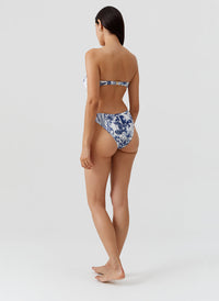 prague-paloma-bikini_model_2026_B 