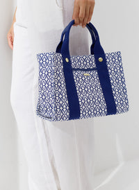 rhodes-navy-logo-tote_model 