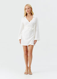 ruby-ivory-dress_model_2025_P 