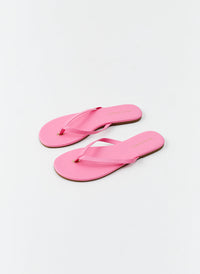 sandals-hot-pink_cutouts_2025 