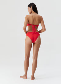 saya-red-bikini-top_models_2027_B 