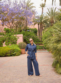 serena-navy-trousers_lifestyle_2026 