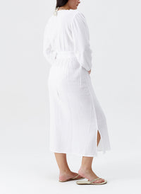 siobhan-white-dress_curvemodel_2024_B