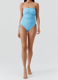 sydney-celeste-swimsuit_model_2026_F 