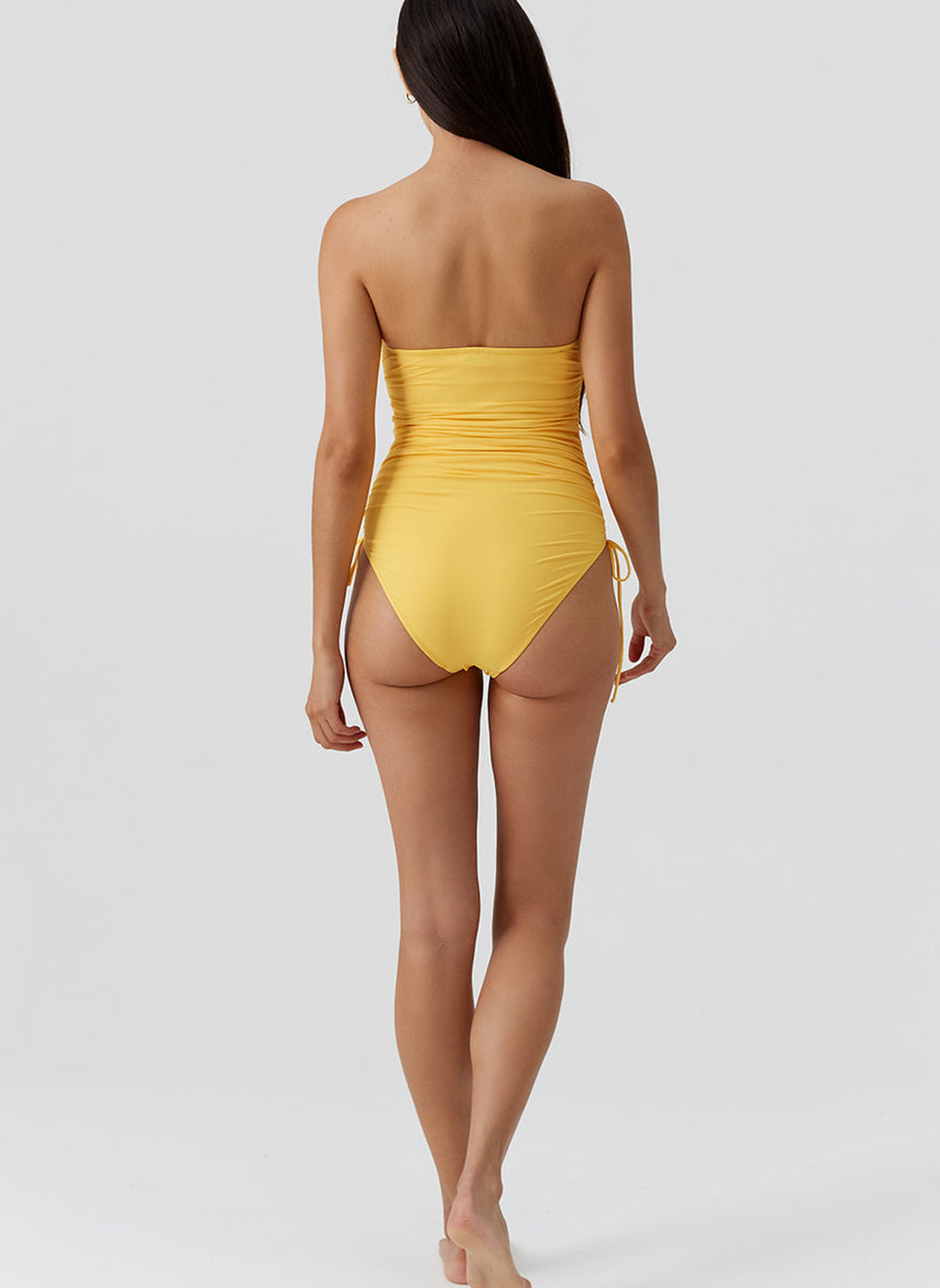 sydney-sunflower-swimsuit_model_2026_B 