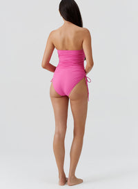 sydney-watermelon-swimsuit_model_2026_B 