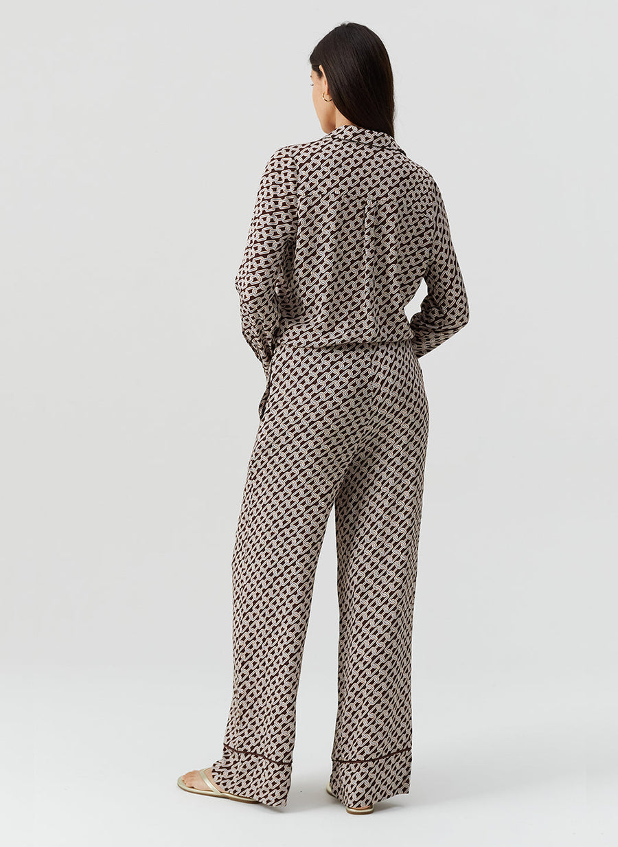 una-chain-jumpsuit_models_2026_B 
