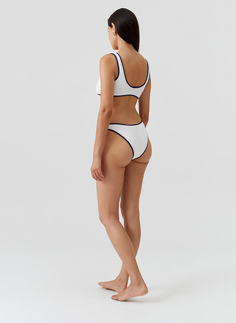 vigo-white-ridges-bikini_model_2026_B 