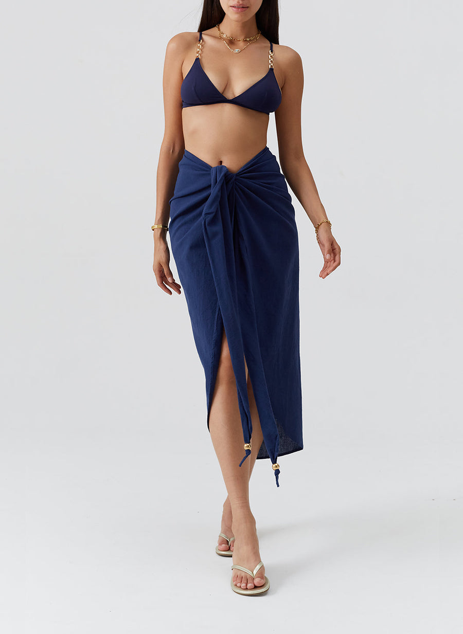 winnie-navy-skirt_model_2026_F2 