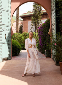 zia-white-skirt_lifestyle_2026_3 